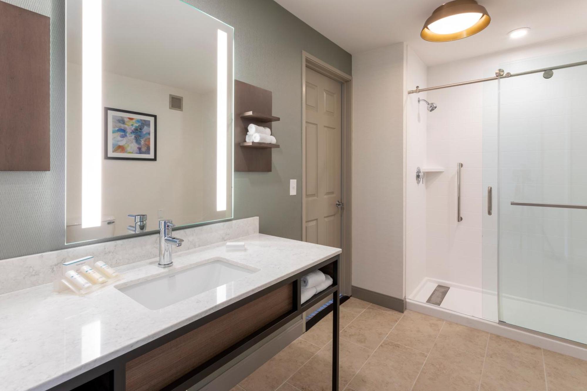 Hilton Garden Inn Minneapolis Saint Paul-Shoreview Exterior photo